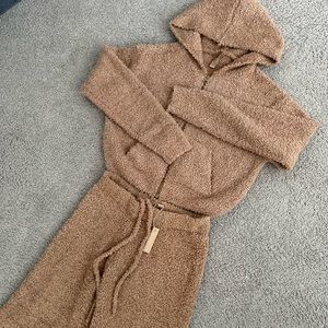 SKIMS Cozy Knit Zip Up Hoodie and Cozy Knit Unisex Jogger Size S/M